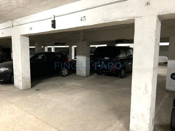 Ref. 1541V - Venta CONJUNTO DE 6 PLAZAS DE PARKING A LA VENTA