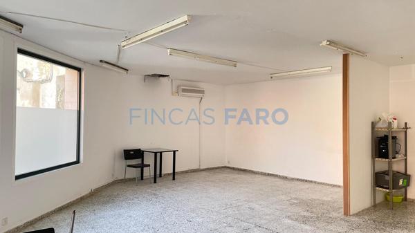 Ref. 1578V - Venta CONJUNTO DE 2 LOCALES EN PLANTA BAJA EN MAHON